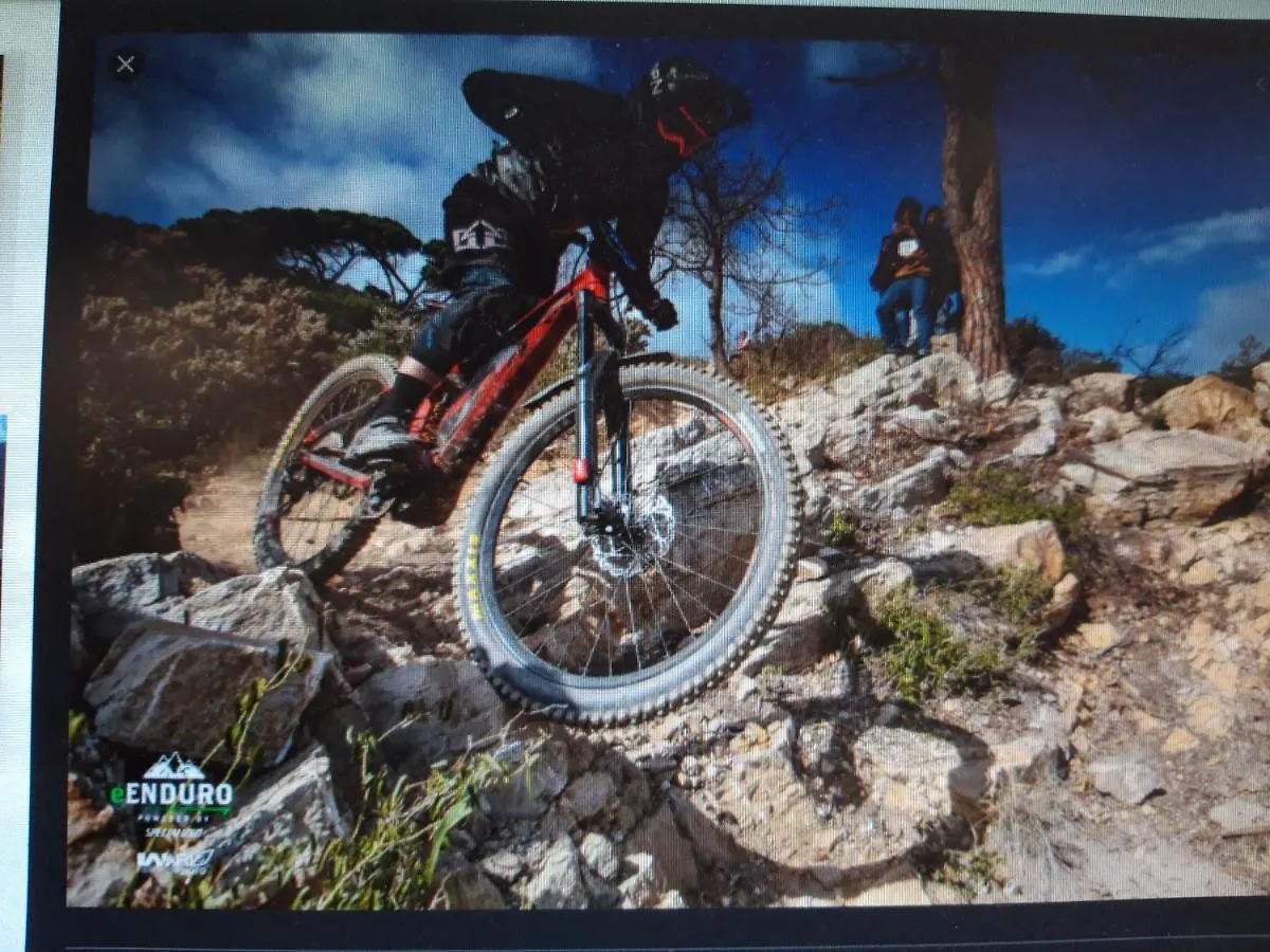 Apartment Aurora & Nicole Ideal Per Biker E Parcheggio Gratuito Pietra Ligure