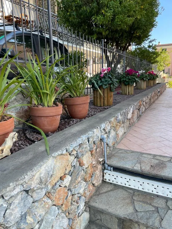 Apartment Aurora & Nicole Ideal Per Biker E Parcheggio Gratuito Pietra Ligure