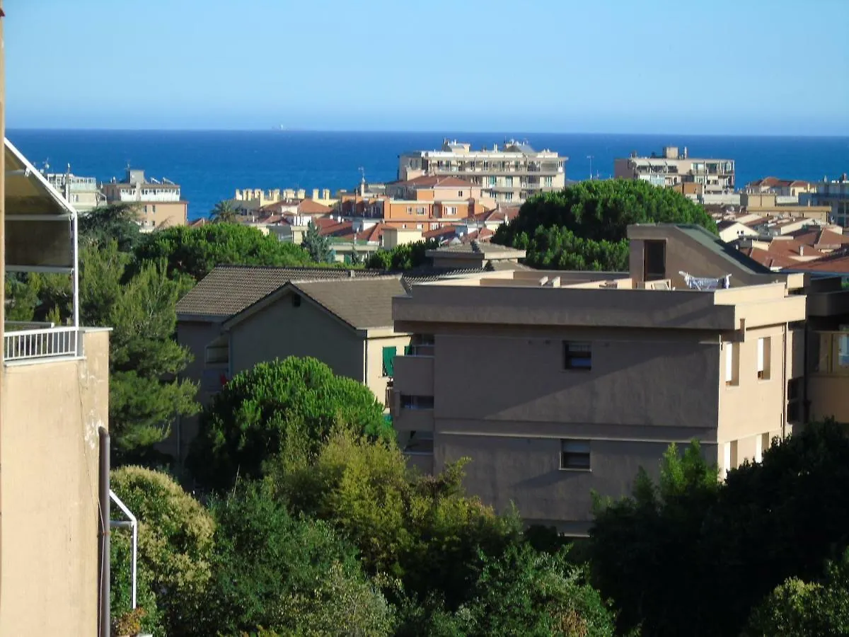 Apartment Aurora & Nicole Ideal Per Biker E Parcheggio Gratuito Pietra Ligure