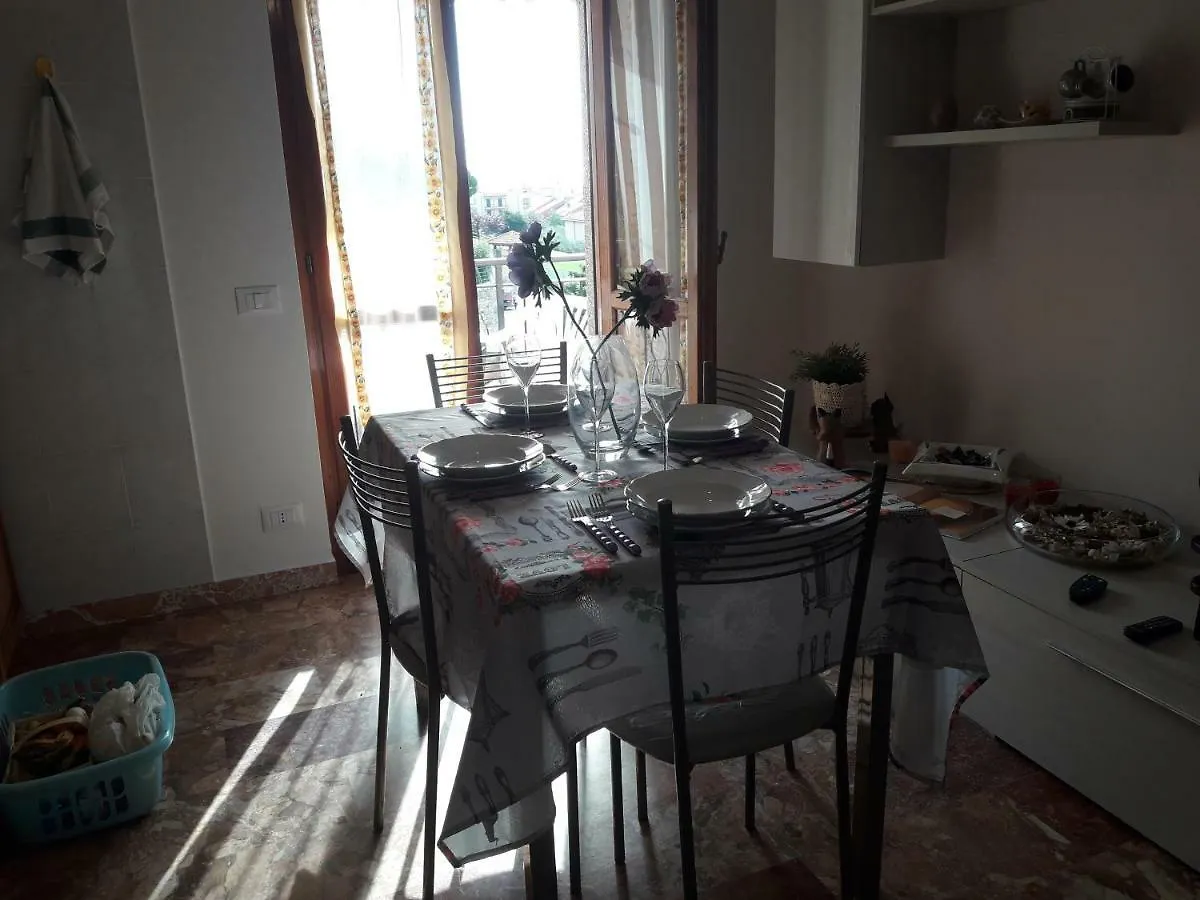 Apartment Aurora & Nicole Ideal Per Biker E Parcheggio Gratuito Pietra Ligure 0*,  Italy