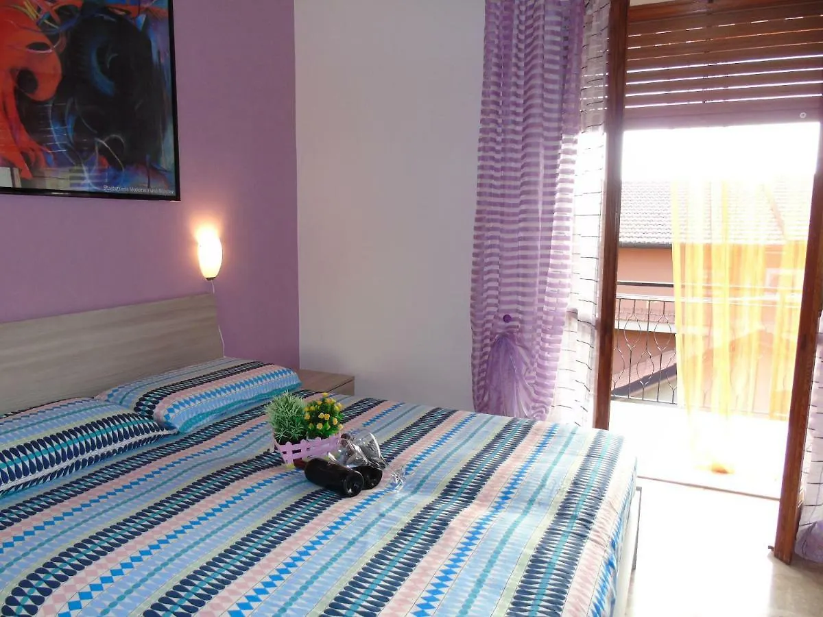 Apartment Aurora & Nicole Ideal Per Biker E Parcheggio Gratuito Pietra Ligure