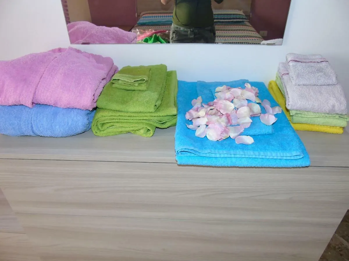 Apartment Aurora & Nicole Ideal Per Biker E Parcheggio Gratuito Pietra Ligure