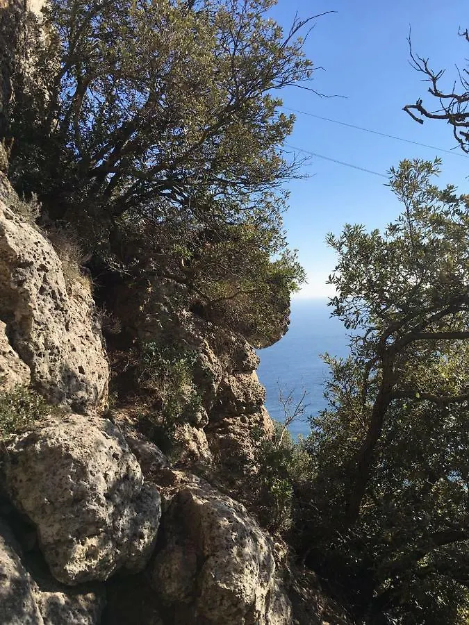 Apartment Aurora & Nicole Ideal Per Biker E Parcheggio Gratuito Pietra Ligure